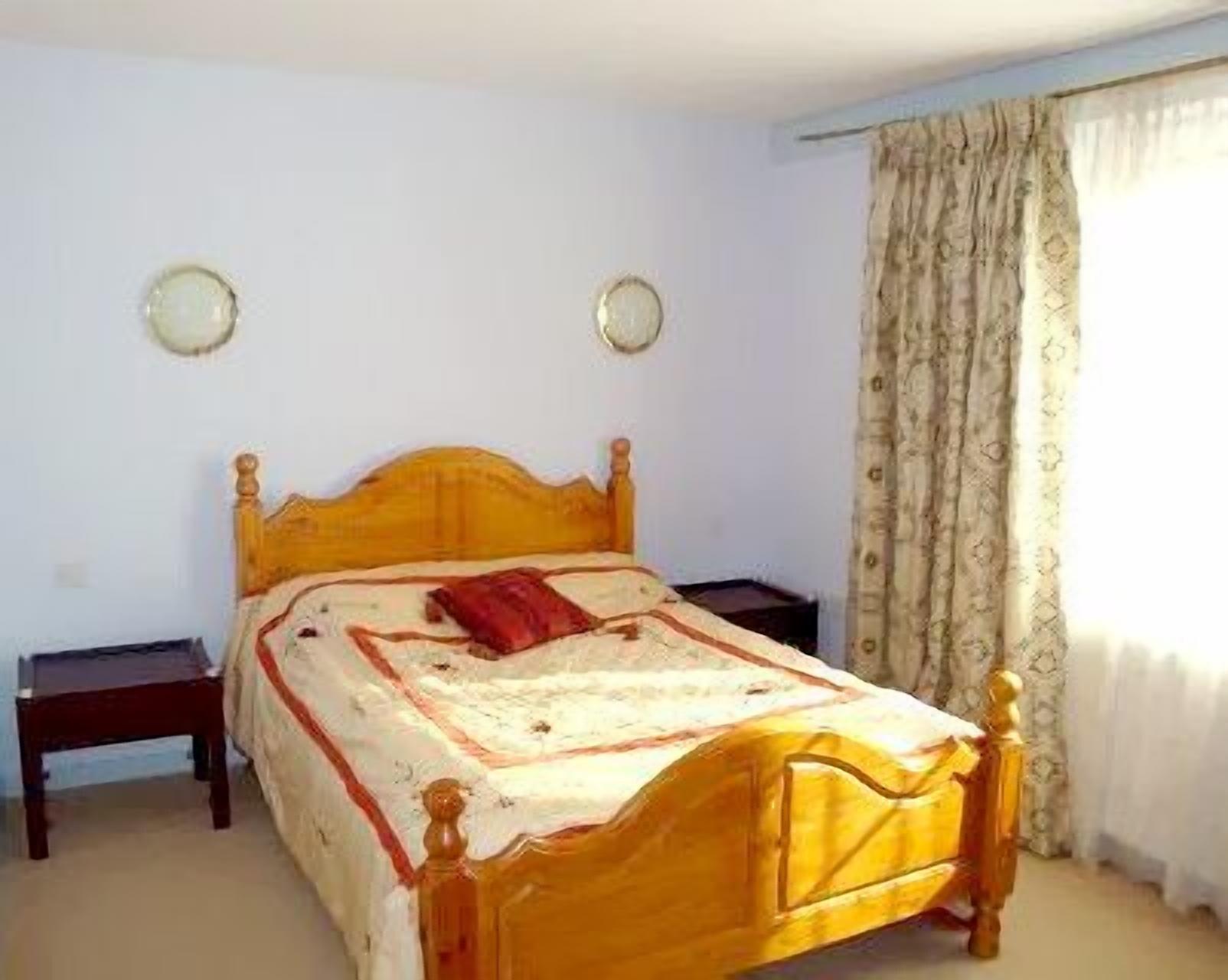 Stansted Skyline Hotel Грейт Дънмоу Екстериор снимка