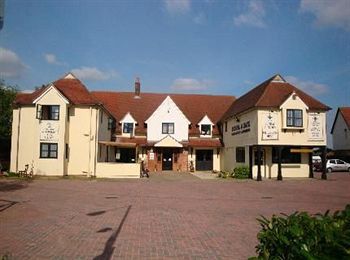 Stansted Skyline Hotel Грейт Дънмоу Екстериор снимка